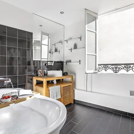 Le Marais & Place De La Republique - 2br - Cityapartmentstay *